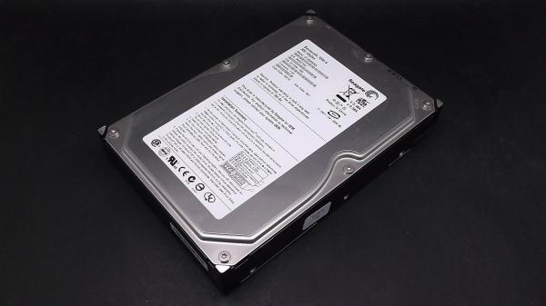 Seagate ST3200826A